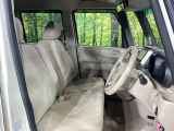 運転席シート廻りは使用感も少なく、良好な状態となっています。丁寧に使われていたことがよくわかりますね。