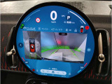 【全周囲カメラ】車両周囲の状況をモニターで確認できる全周囲カメラ。駐車時や狭い場所での取り回しをサポートし、周囲を確認しながら安心して操作できる便利な装備です。。