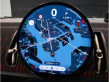 Apple CarPlay対応で、iPhoneのナビゲーションや音楽、通話などを車内ディスプレイから快適に操作。普段使い慣れたスマートフォンの機能を、ドライブでも便利に活用できます。