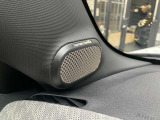MINI専門のメカニックが、100項目にも上るポイントを徹底的にチェック。交換基準に達した部品があれば、交換整備の後にお客様へご納車致します。