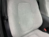 遠方でお車をご覧いただけないお客様にも安心してご検討いただける様、第三者査定機関にて、車両のチェックを行っております。