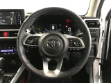 ドライバーに寄り添う快適な操作フィールをもたらすステアリングです。