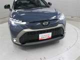 プリクラッシュセーフティに交差点右折時の対向直進車および右左折時の対向方向からの横断歩行者検知機能を追加した「Toyota Safety Sense」が装備されています。