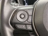 運転中、オーディオの操作をしてて、ハッとしたことはありませんか?ステアリングスイッチは、運転中でもハンドルでオーディオの操作が可能です。安全なドライブをサポートします。