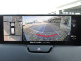 360&deg;ビューモニターを搭載しています。パーキングセンサーと合せてお使いいただくことで、安全、安心にお車の取り回しを行っていただけます。