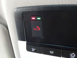 【SOSコール】 緊急時に警察・消防・医療機関への連絡を補助するサービスです。※事前登録が必要です。また有料です。