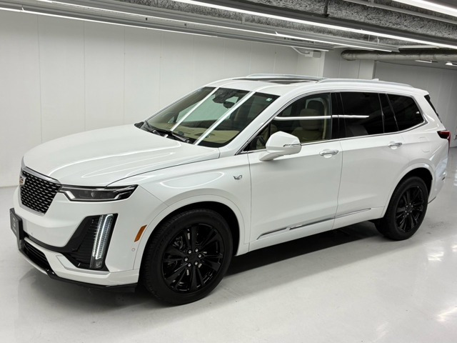XT6 プラチナム 4WD 