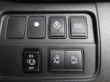 両側オートスライドドア装備!運転席やドアのスイッチ、リモコンキーでも開閉操作できるので便利ですよ!