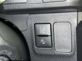 ★衝突被害軽減ブレーキ★先行車との距離を常に検出!前方の自動車などを検知し追突の危険性が高まった場合、警告やブレーキ作動で衝突被害の軽減を図る装置です!