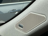 BOSEスピーカーを搭載していますので、高音質で音楽を楽しめます。音にこだわるならスピーカーはとても重要!音の臨場感が違います。この違いを是非試乗にてご確認ください!