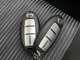 【インテリジェントキー】スペアキーもございます。鍵の差し込み不要なのでとても便利ですね。