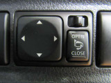 電動格納機能付きドアミラー☆ワンタッチで、運転席からドアミラーを格納できます。狭い駐車場でもご安心です。