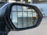 ブラインドスポットモニター付いてます★車線変更時の後方確認をアシストしてくれます!