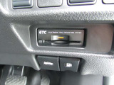 ETCは運転席右下にあります。