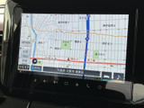 道路や周辺施設を地図上で確認でき、現在地を把握しながら目的地までのルートを確認できます。地図表示と案内情報をまとめて見られ、初めての場所への移動にも便利です。