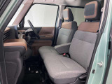 【車内ルームクリーニング済】専門スタッフにより車内はきれいにルームクリーニングを行っております。
