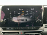 純正ナビゲーションになりマップ機能はもちろん、音楽もBluetooth接続で楽しいドライブができます。