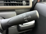 オートライト装備☆暗くなったら自動で点灯しますので付け忘れ防止になりますね☆