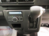 その他、ナビやドラレコの取付、保険の加入、ローン、修理、車検などお車に関することならすべて対応することができます。