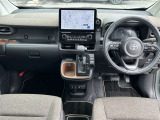 見通しのよいすっきりとした視界で、誰でも運転しやすいです。運転のしやすさは疲れにくさにも繋がりますよ♪