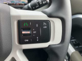 【アダプティブクルーズコントロール】先行車との車間距離を自動で維持し、設定した速度内で加速・減速を自動で行えます。