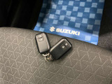 【スマートキー】キーをポケットやカバンに入れたままでもドアの施錠・開錠ができ、雨の日や荷物の多い日に大活躍!