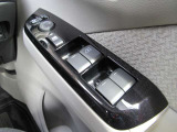 全席パワーウィンドウスイッチ★運転席はワンタッチで開閉可能です♪