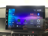スマートフォンと連携して、Bluetoothでの音楽再生が可能です。デザインはもちろん、操作性も良好です。