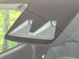 【スマートアシスト】走行中に前方の車両等を認識し、衝突しそうな時は警報とブレーキで衝突回避と被害軽減をアシスト。より安全にドライブをお楽しみいただけます。