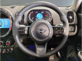 ミニ独特のゴーカートフィーリングと呼ばれる軽快なハンドリングはAT車、MT車のどちらでも楽しめます。