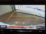 バックガイドモニターで、後方を確認しながら安心して駐車することができます。運転初心者も熟練者も必須の機能ですよ!