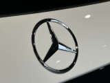 メルセデス・ベンツの定める厳しい基準をクリアしたお車のみをご案内させていただきます。納車前整備はメーカー規定に基づき100項目以上にも及ぶ点検を熟練のメカニックによって行いご納車させていただきます。