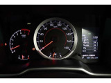 マルチインフォメーションディスプレイ付きのメーターです!エコ運転へ導く多彩な情報を表示してくれます。