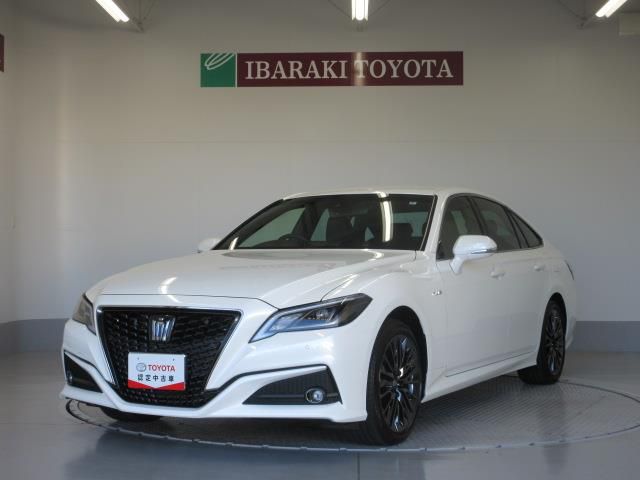 中古車情報 トヨタ クラウンハイブリッド 2 5 S スポーツスタイル 修復歴無し の中古車 詳細 走行距離 3000km カラー パールホワイト 販売地域 茨城県つくば市 中古車を探すなら Carme カーミー 中古車