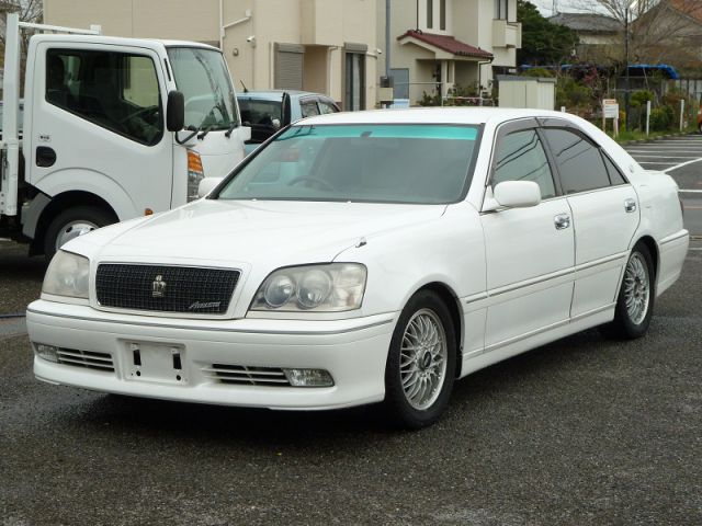 中古車 トヨタ クラウンアスリート 2 5 V Hddナビ Etc sアルミ ローダウン の中古車詳細 95 373km パールホワイト 千葉県 78万円 中古車情報 中古車検索なら 車選びドットコム 車選び Com