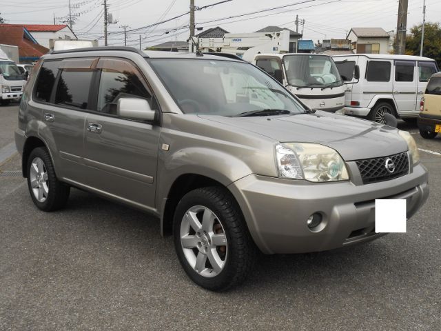 中古車 日産 エクストレイル 2 0 X エクストリームレザー 4wd 車検4年5月 本革シート バックカメラ 98 000km グレー 千葉県 31 8万円 中古車情報 中古車検索なら 車選びドットコム 車選び Com