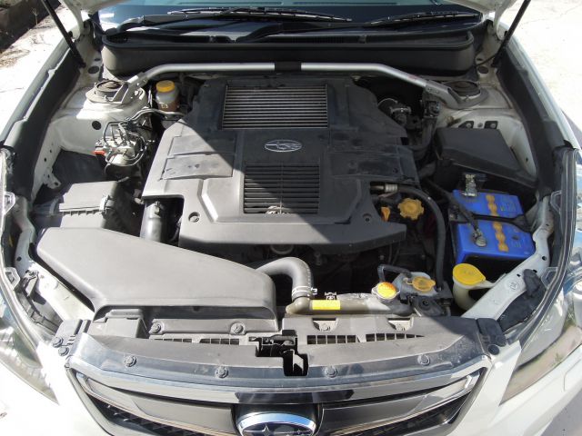 中古車 スバル レガシィツーリングワゴン 2 5 Gt Sパッケージ 4wd Hddナビ Tv Bカメ Hid Etc ハーフ革 Dvd再生 スマートキー の中古車詳細 73 327km パールホワイト 茨城県 69 9万円 中古車情報 中古車検索なら 車選びドットコム 車選び Com